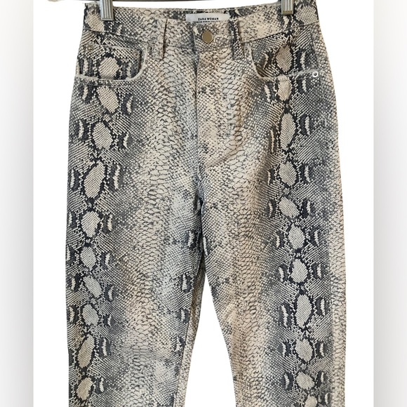 Zara Jeans Snake Print High Waist Straight Raw Hem Cream Black - Picture 4 of 9
